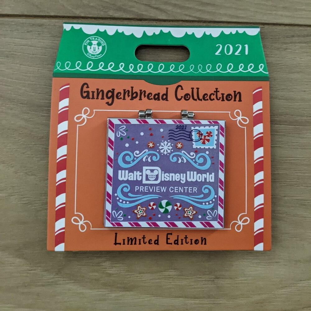 Walt Disney World 2021 Christmas Holiday Orange Bird Gingerbread LE Pin